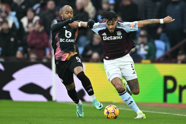 率方面始终 率方面始终