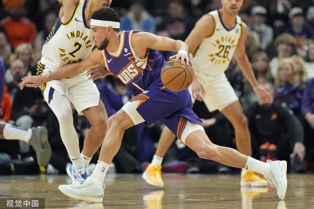 在接受采访 在接受采访