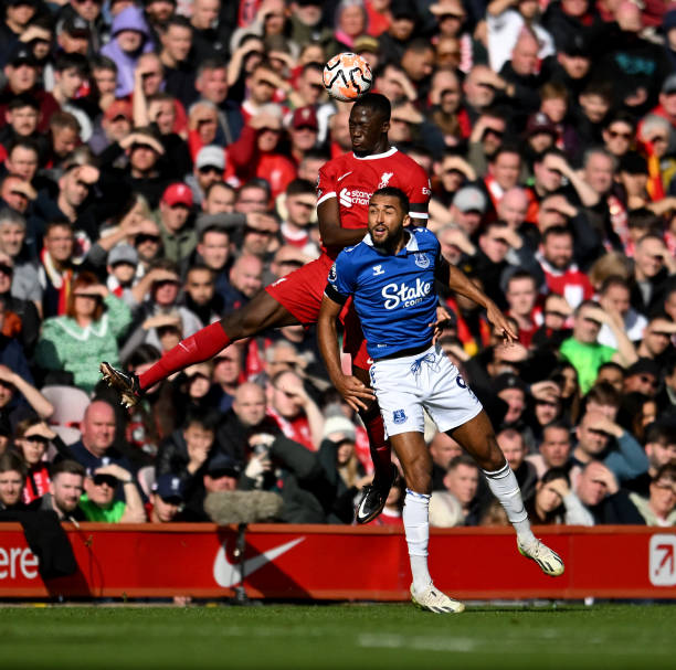 许多球员在 许多球员在