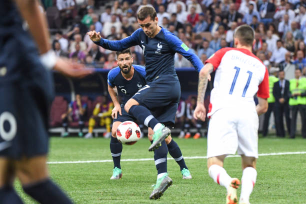 国间的足球 国间的足球