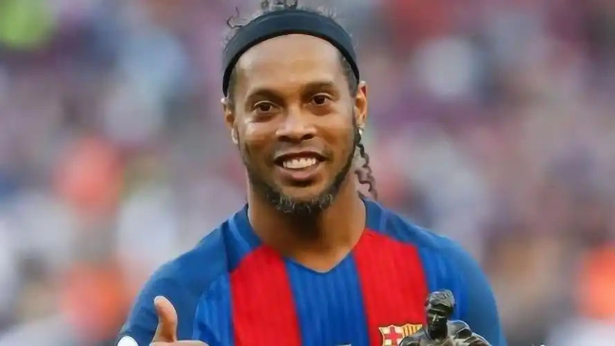 选择退后一 选择退后一