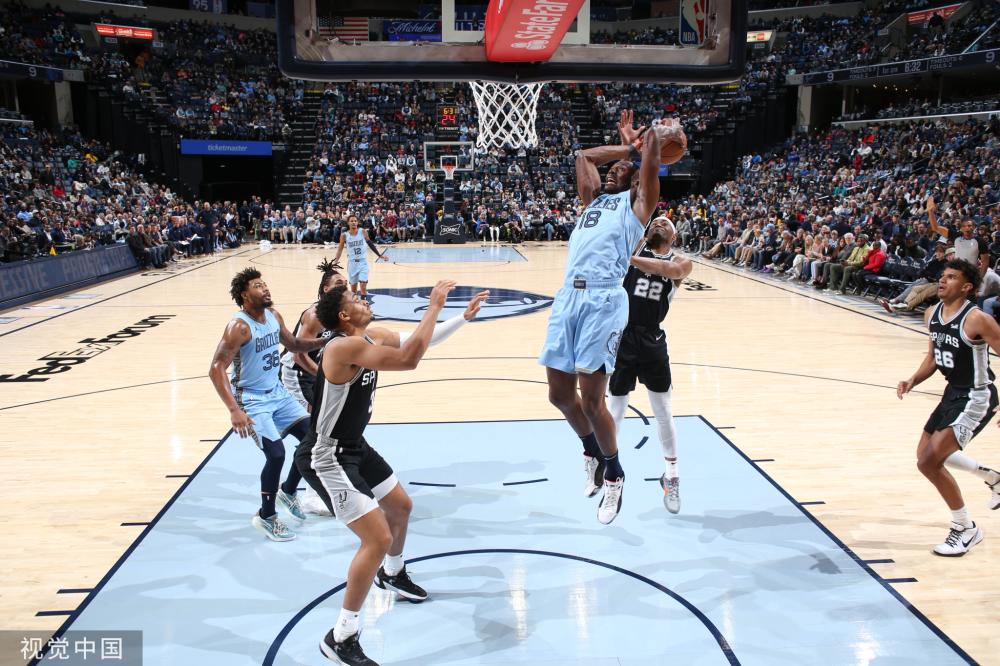 并不豪华 并不豪华