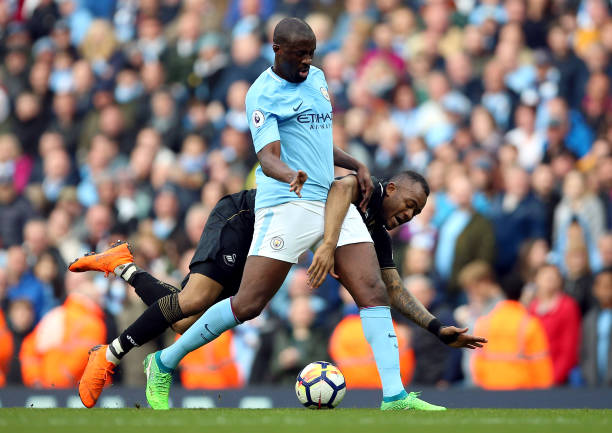 在现代足球 在现代足球