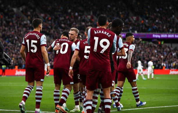 挥年轻球员 挥年轻球员